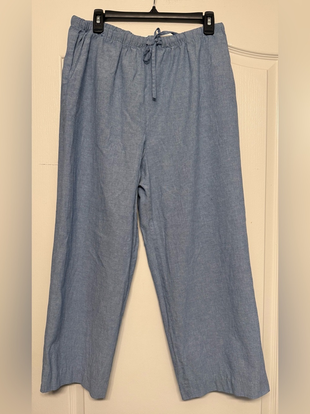Leslie Fay Haberdashery Women’s Blue Chambray Pull On Pants Size 14 Pockets